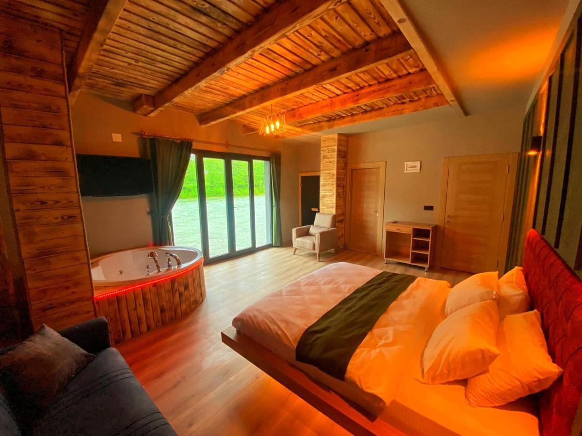 Heaven Vip Wooden Palace Bed and Breakfast Ardeşen Exterior foto