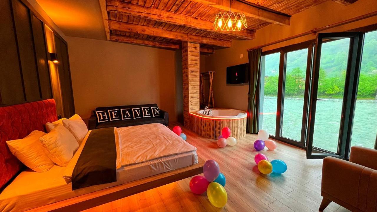Heaven Vip Wooden Palace Bed and Breakfast Ardeşen Exterior foto
